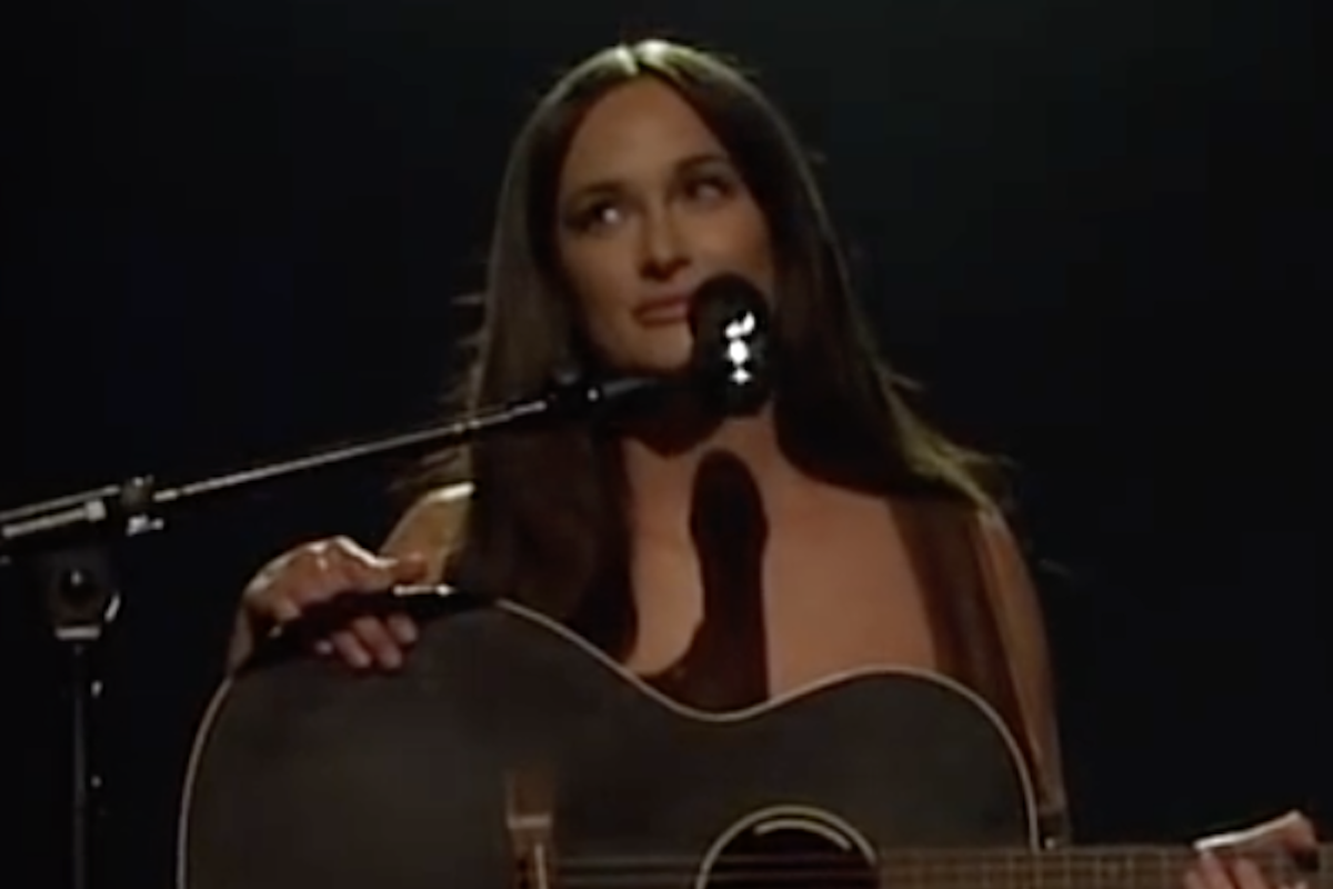 Kacey Musgraves is the first musician to ever perform fully nude on
